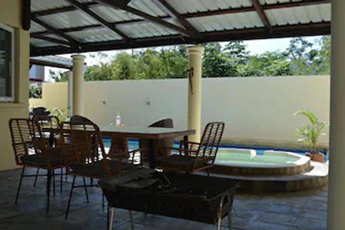 Magnifique Avec Piscine Privee A 550 M De La Villa